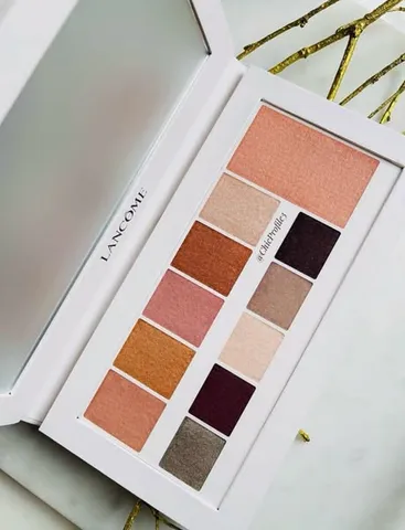 Phấn mắt và má Lancome Holiday 2023 Face & Eye Makeup Palette Limited Edition