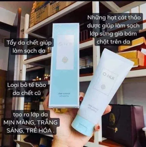 Gel Tẩy Da Chết Dịu Nhẹ Ohui Clear Science Soft Peeling 100ml ( tách sét nobox)