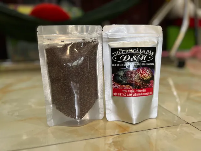 Cám La Hán D&N 100gr - Thức ăn cá La Hán chất lượng, kích màu và phát triển đầu cho cá nhỏ và lớn