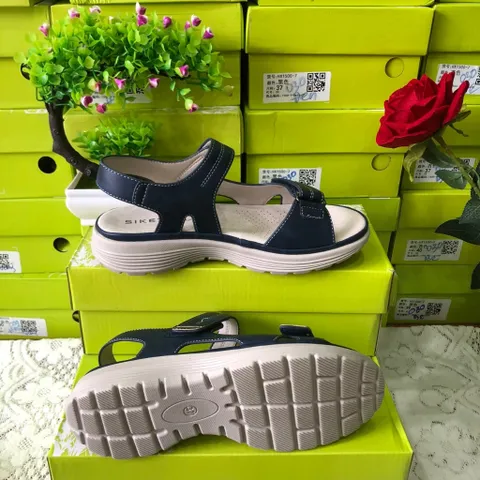 Giày Sandal Nữ Siketu Siêu Nhẹ Quai Ngang Khóa Dán Tiện Lợi Đế Gót 3CM - Phong Cách Khỏe Khoắn Thoải Mái Cho Các Cô Gái