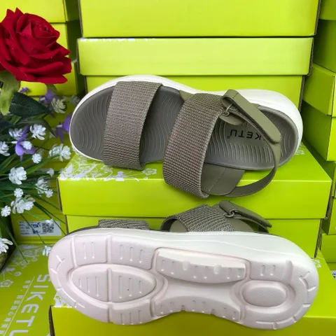 Sandal Nữ Quai Ngang Hãng Siketu 2024 - Thể Thao, Đế Bằng 5Cm, Phong Cách Sang Trọng, Nhiều Màu Đen, Xanh, Kaki