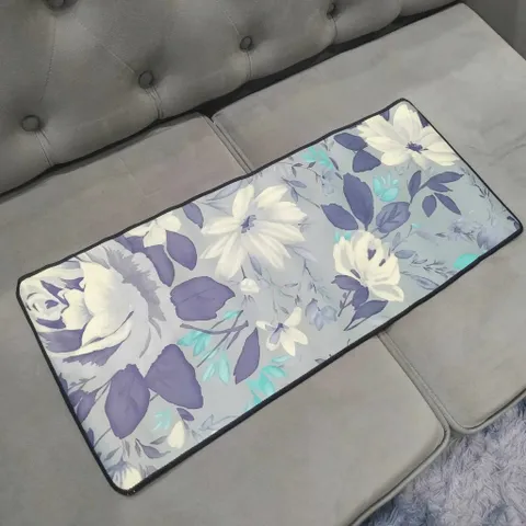 Tấm Lót Bàn Làm Việc Hoa Trắng Xanh Xám 70x30cm - Chống Nước, Chống Trầy, Dày 3mm - Phụ Kiện Máy Tính Chuyên Dụng