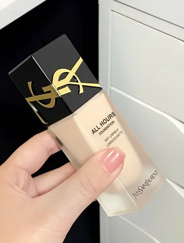 Kem Nền Yves Saint Laurent YSL All Hours Tone LN1