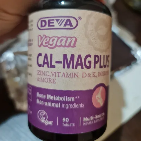 Viên uống Bổ Sung Canxi, Vitamin D & Magiê Thuần Chay Vegan Cal-Mag Plus 90 viên - Hỗ trợ xương khớp khỏe mạnh, hàng chính hãng Mỹ