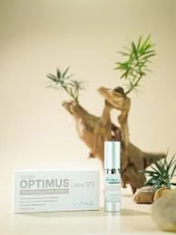 Serum Aqua Dưỡng Trắng Da Optimus Thanh Mộc Hương 20ml - Căng Bóng, Mờ Thâm, Dưỡng Ẩm Bằng Chiết Xuất Thiên Nhiên