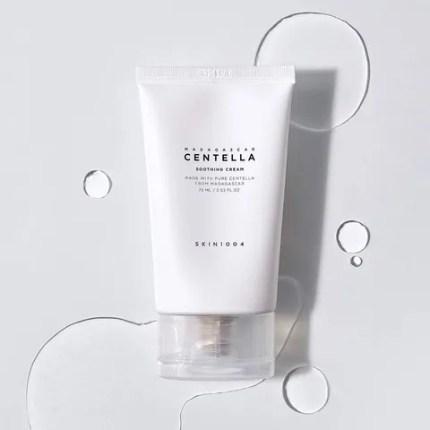 Kem Dưỡng Da Skin1004 Chiết Xuất Rau Má 75ml - Giải Pháp Làm Dịu Da Nhạy Cảm, Tổn Thương Sau Mụn từ Hàn Quốc