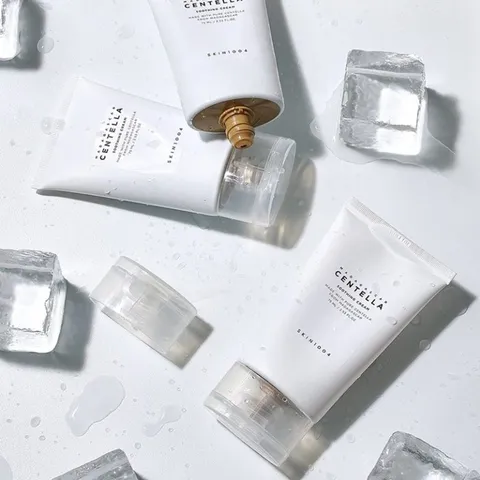 Kem Dưỡng Da Skin1004 Chiết Xuất Rau Má 75ml - Giải Pháp Làm Dịu Da Nhạy Cảm, Tổn Thương Sau Mụn từ Hàn Quốc