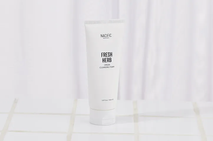 Sữa Rửa Mặt Nacific Fresh Herb Origin Cleansing Foam 150ml - Làm Sạch Dịu Nhẹ Cho Da Nhạy Cảm, Dưỡng Ẩm Và Thoải Mái