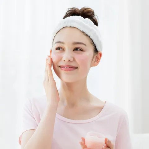 Kem Dưỡng Ẩm Momopuri Gel Hương Đào 80g - Dưỡng Da Nhẹ Mượt, Cấp Ẩm Sâu, Phù Hợp Cho Da Dầu Thiếu Ẩm, Xuất Xứ Nhật Bản