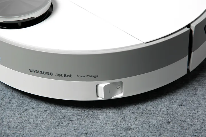 Robot Hút Bụi Thông Minh Samsung VR30T85513W/SV - Lực Hút 4200PA, Thiết Kế Nhỏ Gọn, Tự Tạo Bản Đồ 3D, Điều Khiển Bằng Giọng Nói