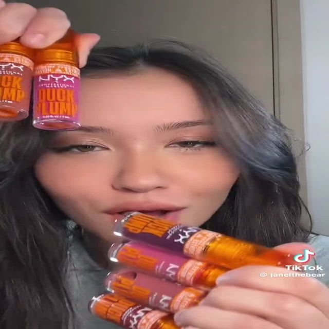 Đ&ocirc;i m&ocirc;i căng mọng với NYX