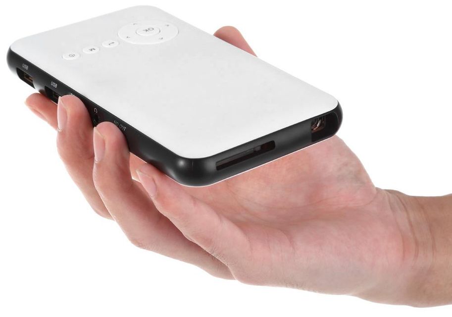 M&aacute;y chiếu Android M6 l&agrave; chiếc m&aacute;y chiếu th&ocirc;ng minh được t&iacute;ch hợp hệ điều h&agrave;nh Android gi&uacute;p cho n&oacute; c&oacute; c&aacute;c t&iacute;nh năng tương tự như một m&aacute;y t&iacute;nh bảng