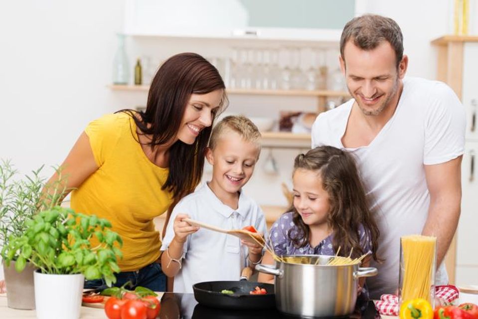 Chiếc nồi inox n&agrave;y gi&uacute;p việc nấu ăn trở n&ecirc;n nhanh ch&oacute;ng, dễ d&agrave;ng hơn