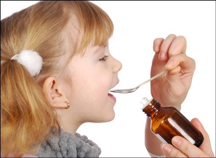 Multi vitamin Sanostol số 3 d&agrave;nh cho b&eacute; tr&ecirc;n 3 tuổi tăng sức đề kh&aacute;ng, chống c&ograve;i xương