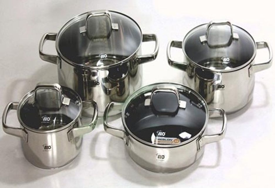 Bộ nồi inox 4 chiếc Shape được nhập khẩu nguy&ecirc;n bộ từ Đức