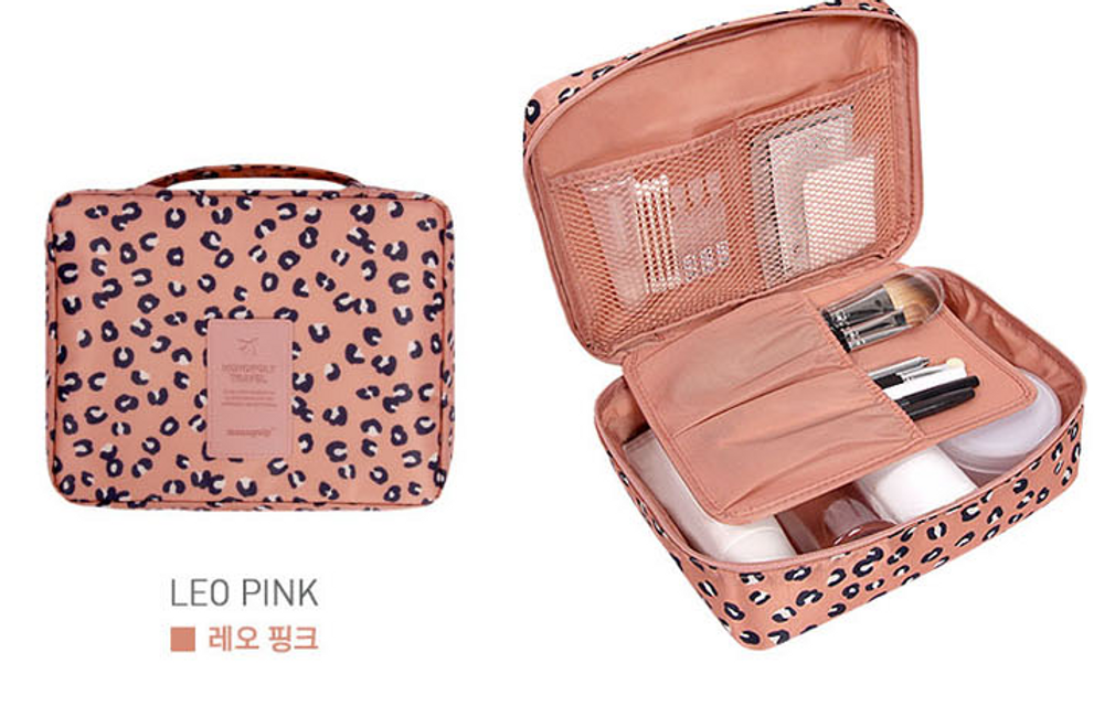 T&uacute;i đựng đồ trang điểm c&aacute; nh&acirc;n Multi Grand Pouch m&agrave;u cam nổi bật