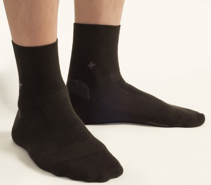 Chai xịt khử m&ugrave;i Balea Schuh Deo gi&uacute;p khử vi khuẩn, chống m&ugrave;i h&ocirc;i, l&agrave;m sạch gi&agrave;y gi&uacute;p bạn lu&ocirc;n tự tin