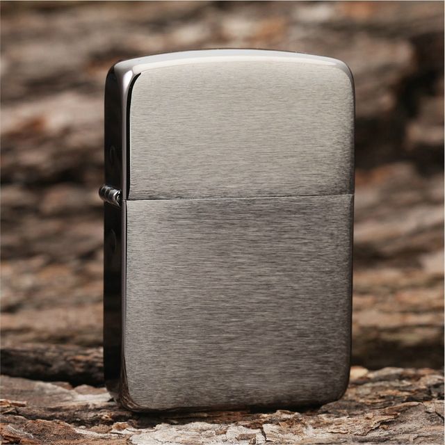 Bật lửa Zippo 1941 Replica Lighters 24096 xước v&acirc;n ngang