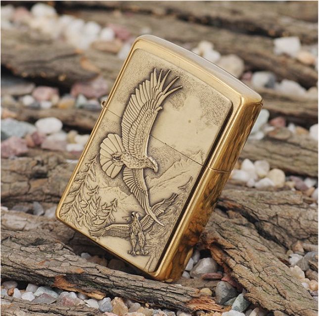 Bật lửa Zippo 20854 Lighter Where Eagles Dare Emblem