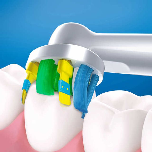 B&agrave;n chải t&aacute;c động dịu nhẹ mềm mại cho răng nhạy cảm