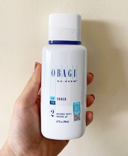 Nước hoa hồng Obagi hỗ trợ gi&uacute;p da căng, s&aacute;ng mịn