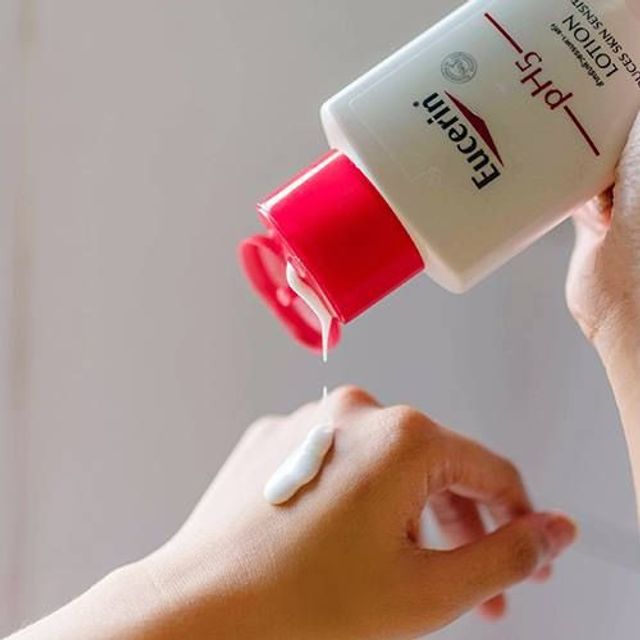 Sữa dưỡng thể Eucerin pH5 Lotion chăm s&oacute;c da nhạy cảm