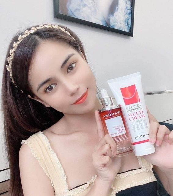 Kem dưỡng trắng trẻ h&oacute;a Ahohaw chăm s&oacute;c da to&agrave;n diện, tươi trẻ