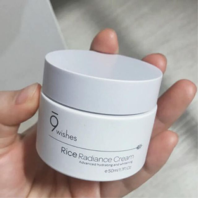 Kem dưỡng ẩm s&aacute;ng da 9Wishes Rice Radiance Cream