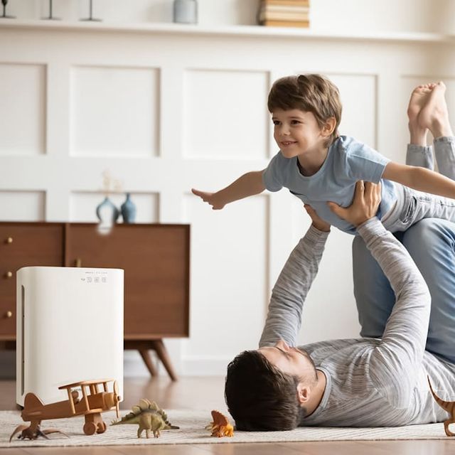 M&aacute;y lọc kh&ocirc;ng kh&iacute; Klarstein VitaPure 2G với hệ thống lọc 5 lớp mang lại bầu kh&ocirc;ng kh&iacute; sạch cho gia đ&igrave;nh bạn