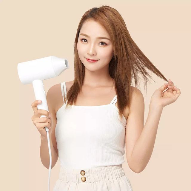 M&aacute;y c&oacute; c&ocirc;ng suất lớn tiết kiệm thời gian sấy t&oacute;c