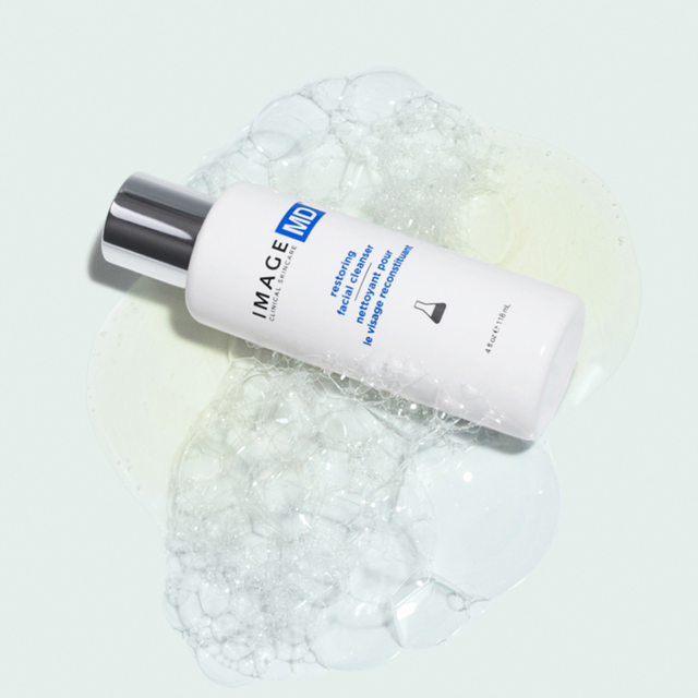 Hỗ trợ trẻ h&oacute;a da v&agrave; bảo vệ da tối ưu