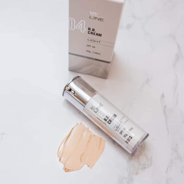Kem nền Innoaesthetics 04 Bb Cream Spf 30 tone m&agrave;u Light d&agrave;nh cho da s&aacute;ng