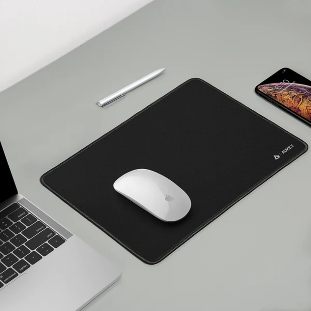 Miếng l&oacute;t chuột chống nước Aukey KM-P1