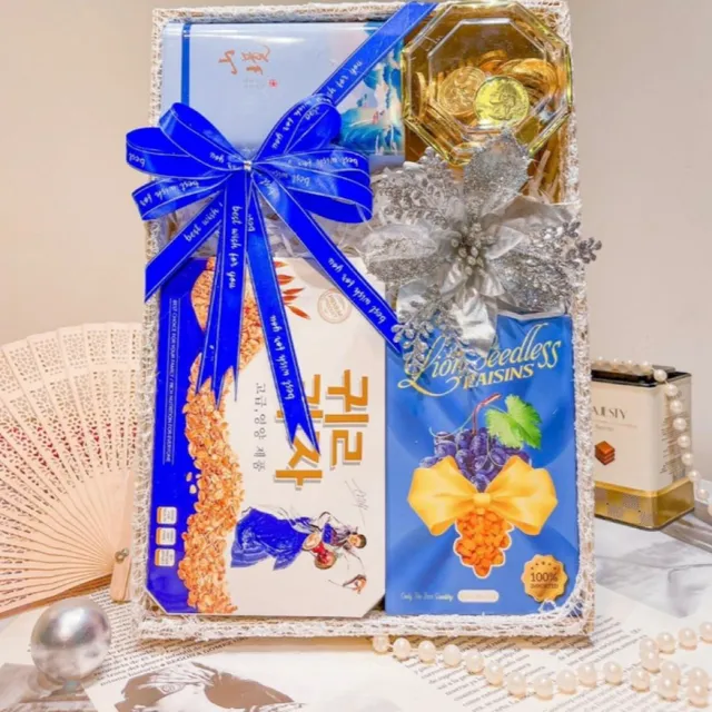 Giỏ qu&agrave; tết đế gỗ 4 m&oacute;n sang trọng, &yacute; nghĩa