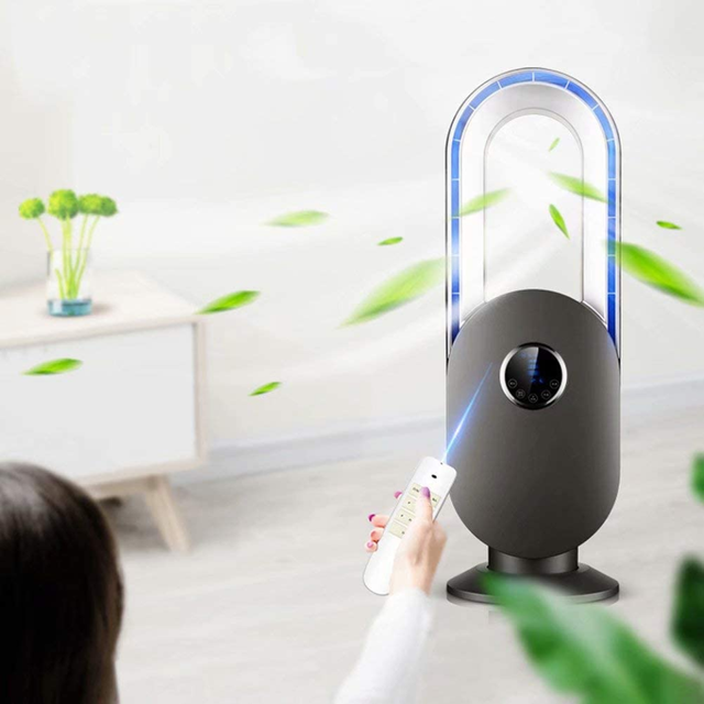 M&agrave;n h&igrave;nh led hiện đại, đi k&egrave;m điều khiển từ xa th&ocirc;ng minh
