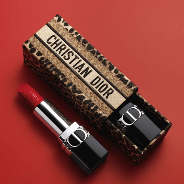 Son thỏi Dior Rouge Mitzah Velvet 999 Limited Edition m&agrave;u đỏ thuần