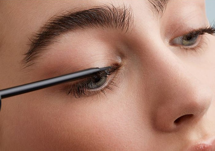 Serum hỗ trợ dưỡng d&agrave;i mi M2 Beaut&eacute; Eyelash Activating