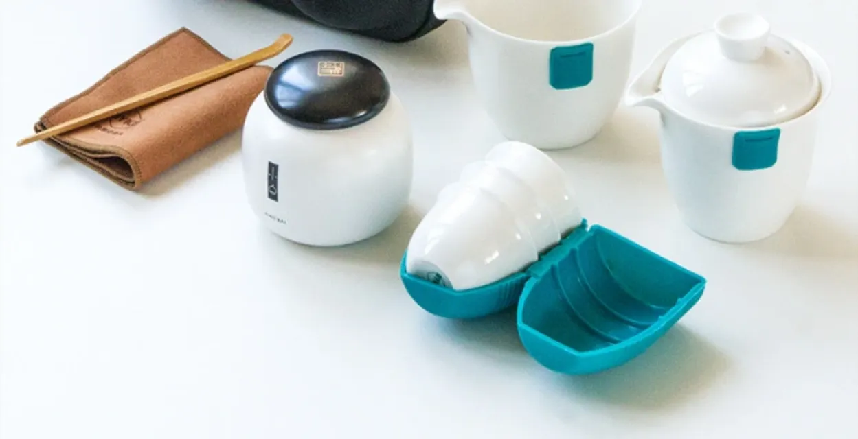 Bộ ấm ch&eacute;n pha tr&agrave; gốm sứ d&atilde; ngoại xếp gọn