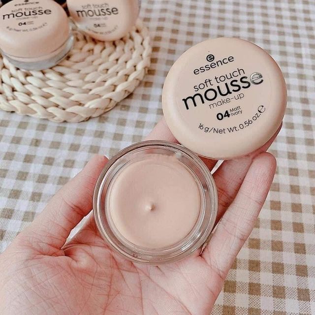Phấn Tươi Đức Essence Soft Touch Mousse Cosmetic