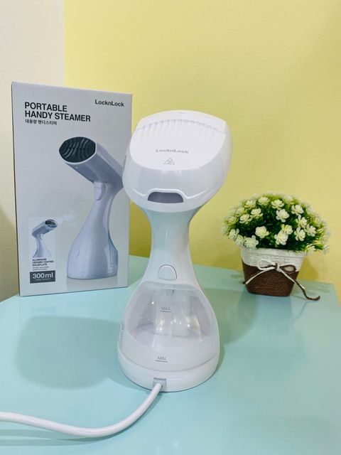 B&agrave;n l&agrave; hơi nước cầm tay Lock&lock Handy Steamer ENI222WHT 4