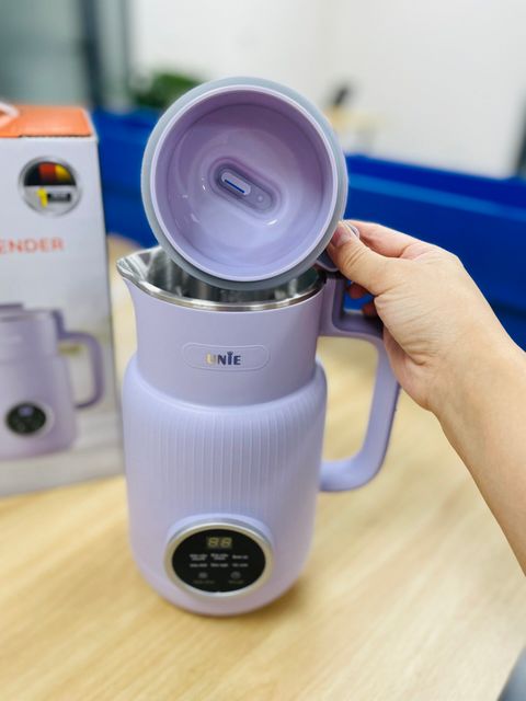 M&aacute;y L&agrave;m Sữa Hạt Unie UMB08 mini nhỏ gọn