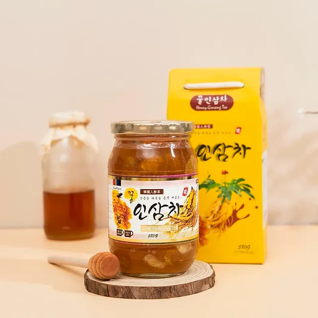 Sâm ngâm mật ong Hàn Quốc lọ thủy tinh 580g 1