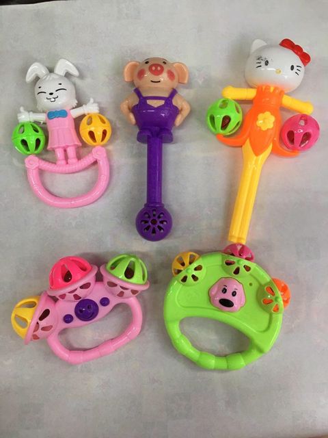 Bộ đồ chơi x&uacute;c xắc cho b&eacute; (3288-A1)