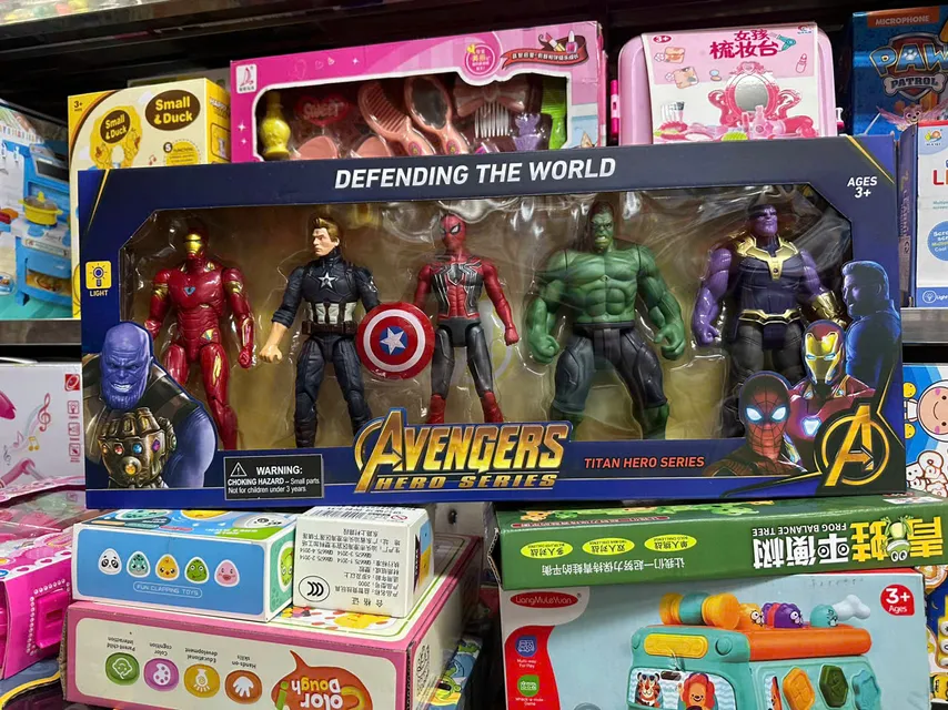 Si&ecirc;u nh&acirc;n Avengers c&oacute; đ&egrave;n s&aacute;ng