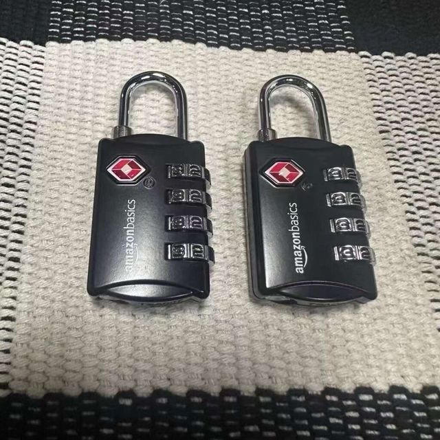 Kh&oacute;a M&atilde; Số Amazon Basics TSA Accepted
