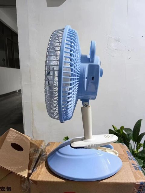 Quạt t&iacute;ch điện cho d&atilde; ngoại