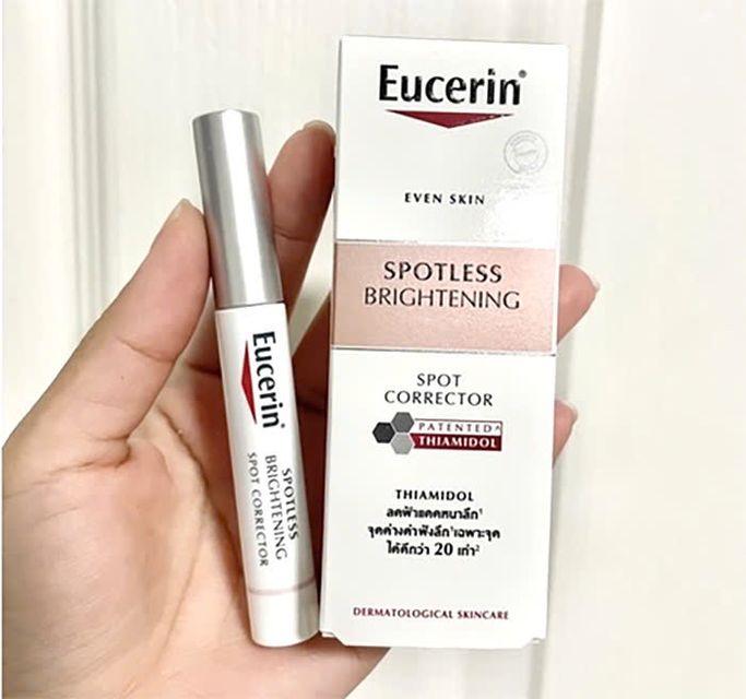 B&uacute;t Chấm Eucerin