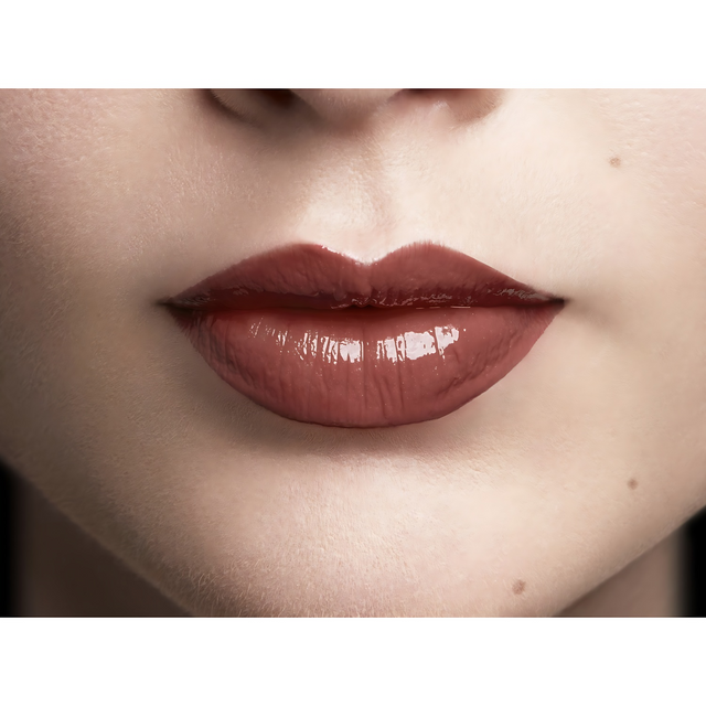 Son Nhều Dưỡng Color Riche Shine Addiction Lipstick 643 Hot Irl 4.3g