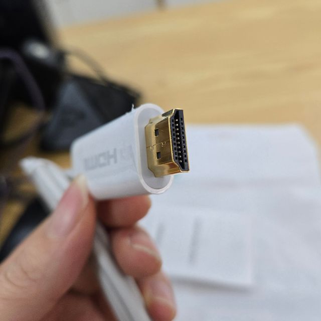 C&aacute;p chuyển đổi USB-C sang HDMI UGREEN MM121