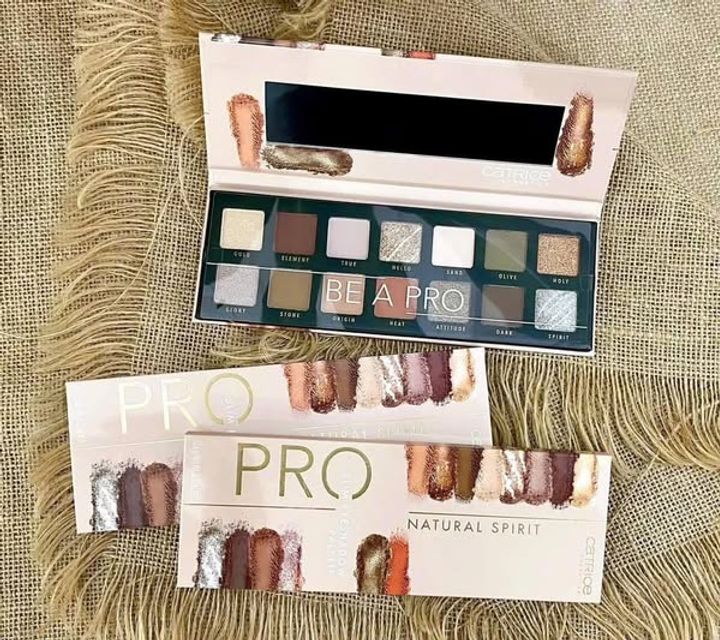 Bảng Phấn Mắt Catrice